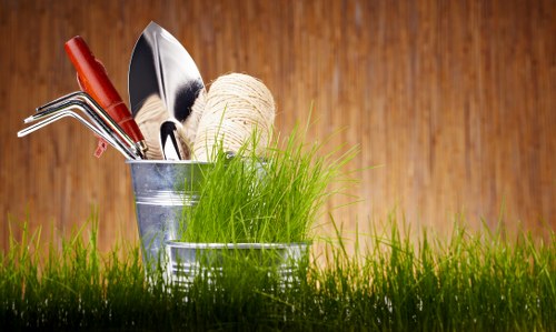 Selection of native and exotic plants suitable for Aldgate gardens
